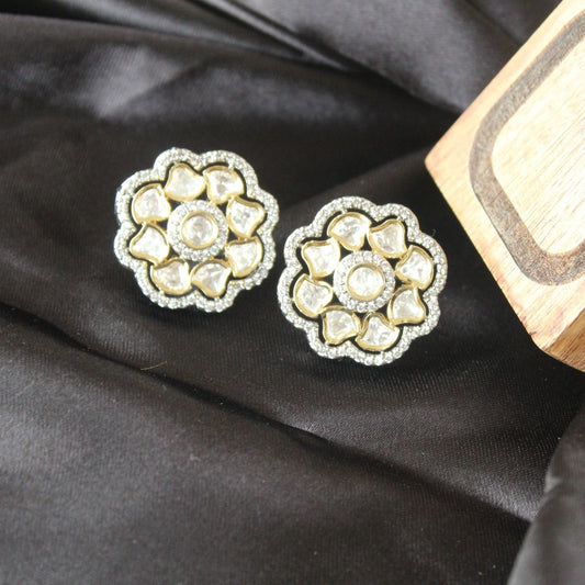 Flower Shape Stud Earring