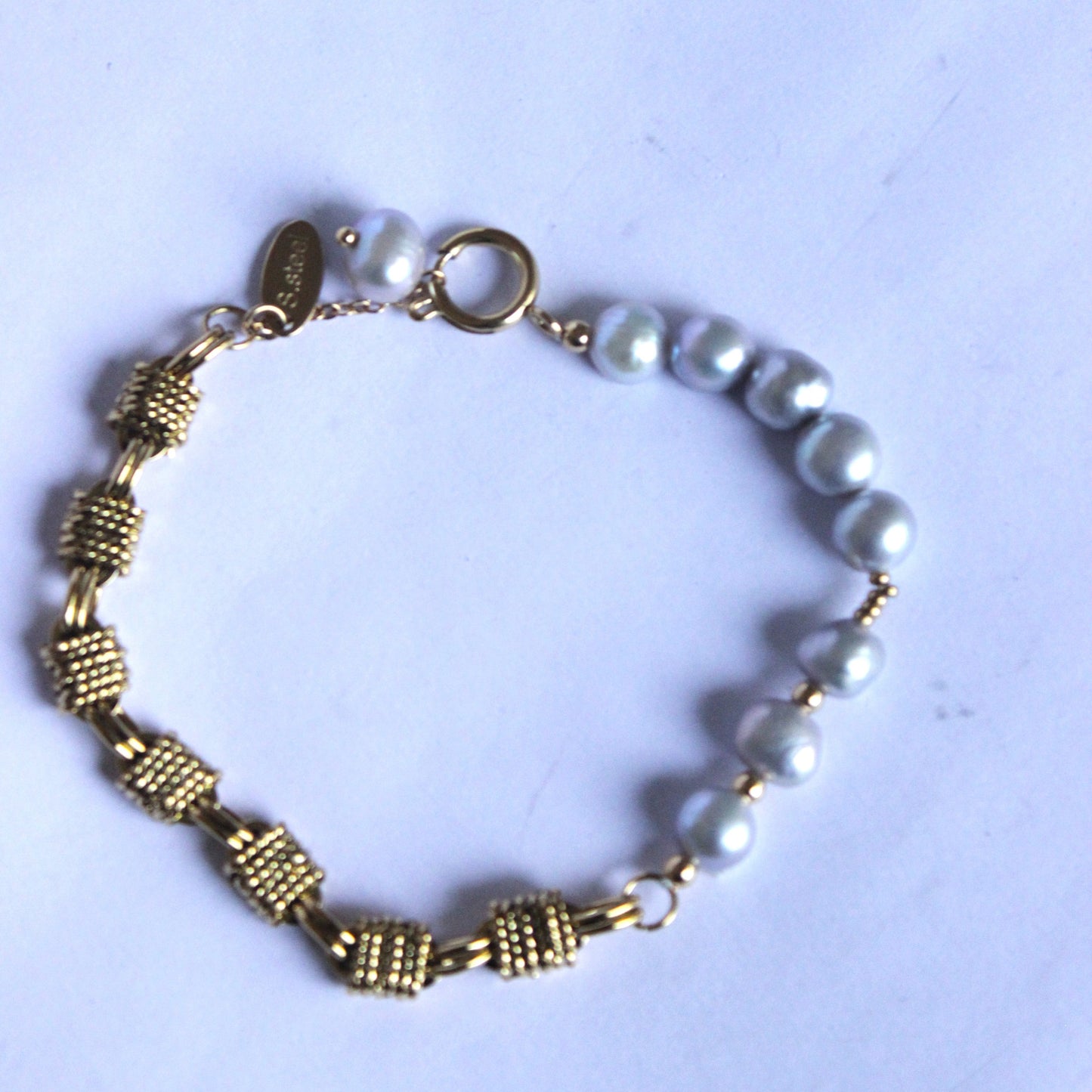 Mother of Pearls Bracelet