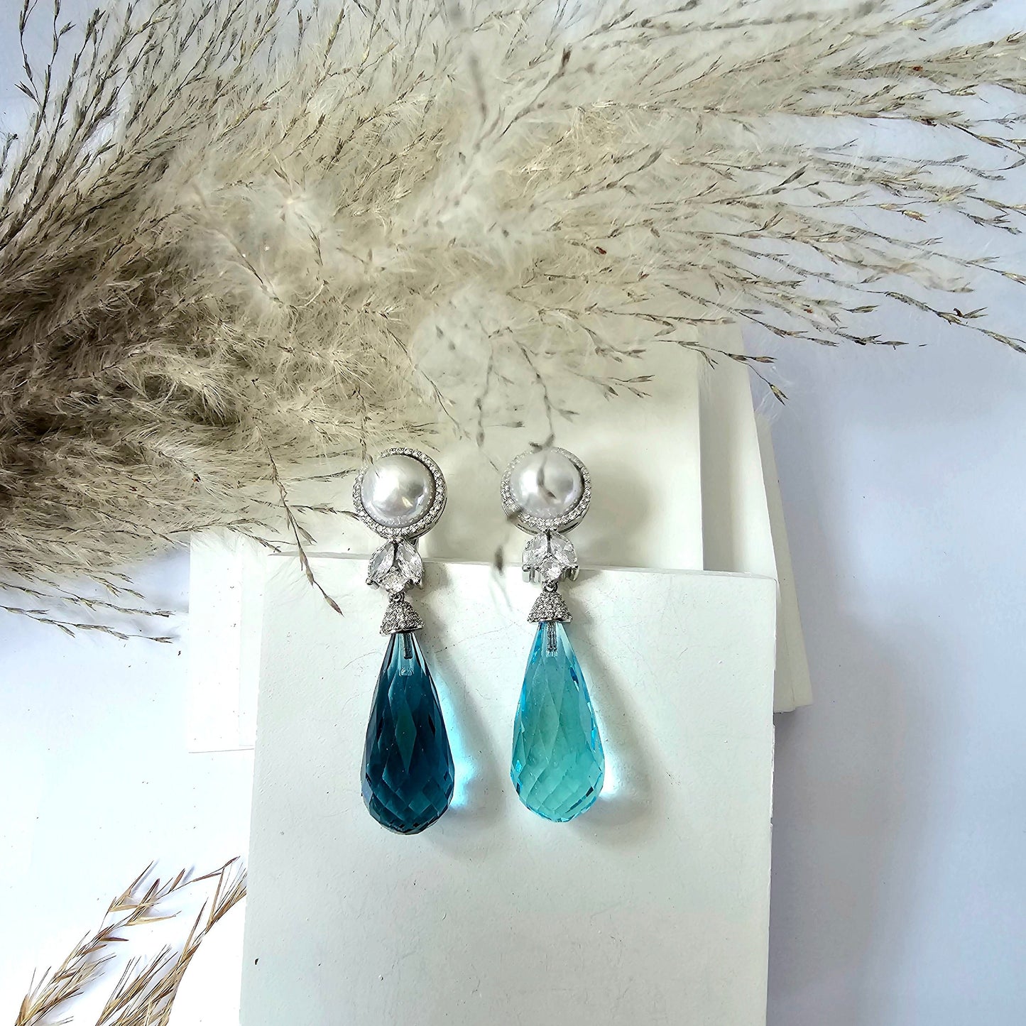 White Pearls Crystal Stone Water Drop Earring