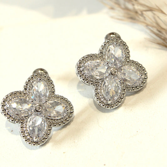 Silver Floral Patten Stud With Stone