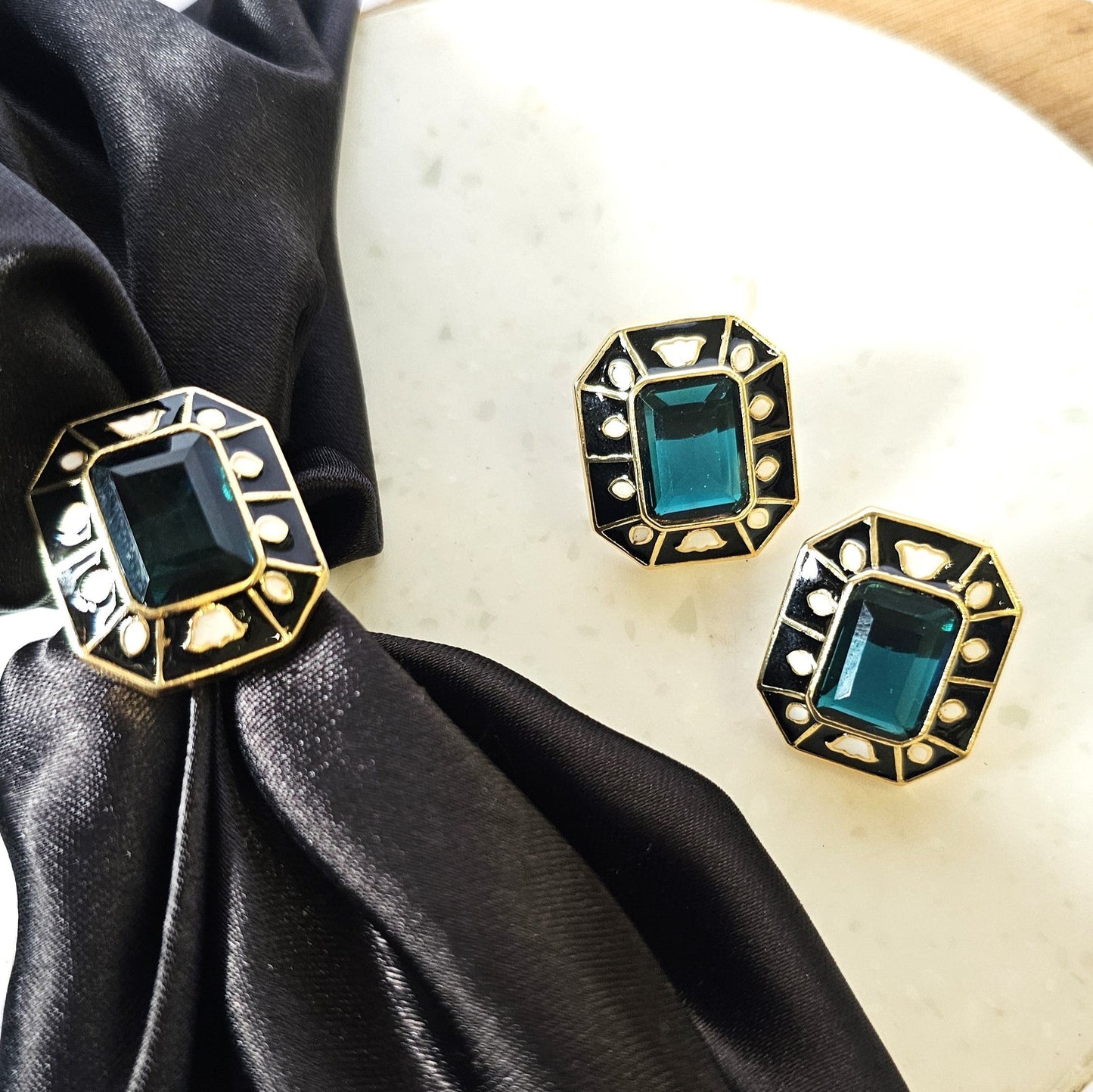 Black Stone Adjustable Ring