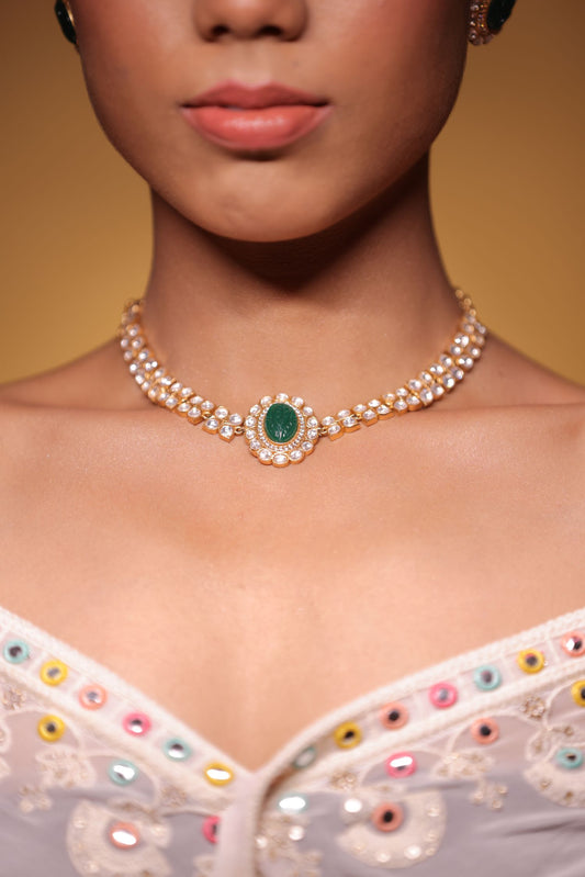 Emerald Stone Choker