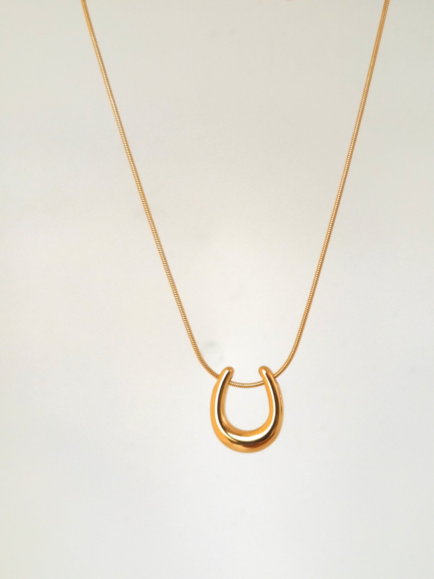 Golden U Pendant Neckpiece