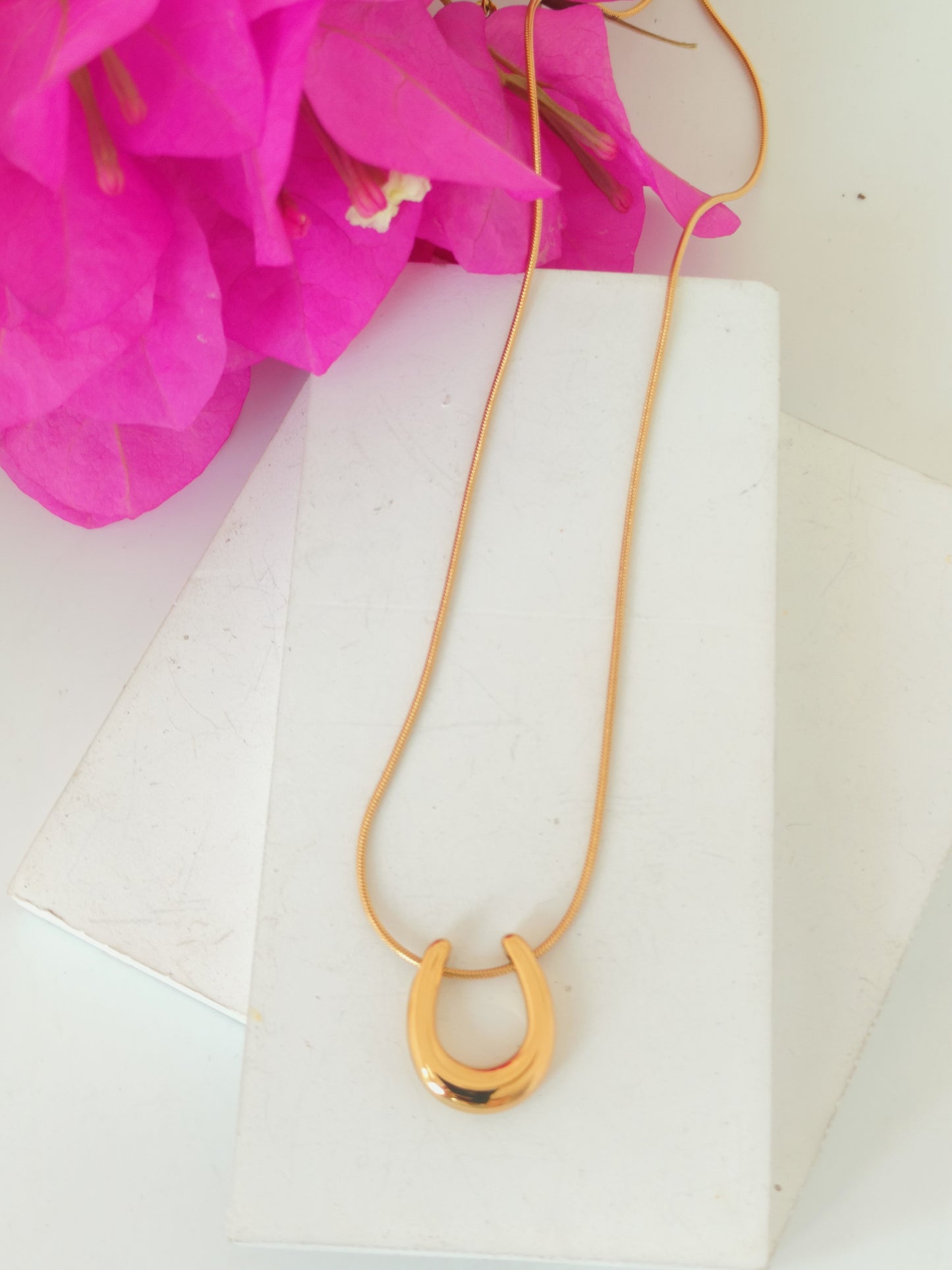 Golden U Pendant Neckpiece