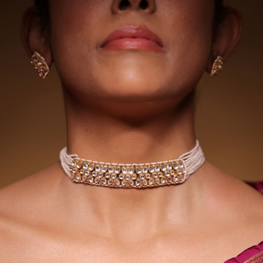 Small Choker Neckpiece