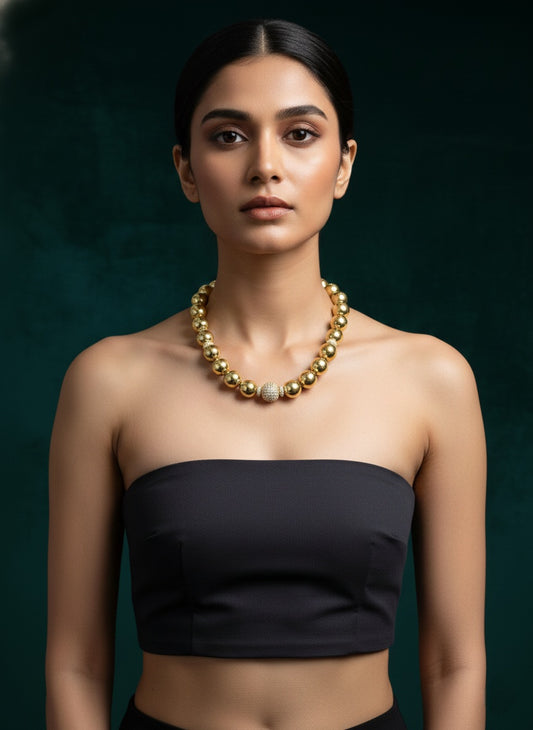 Glossy Balls Necklace With Stone