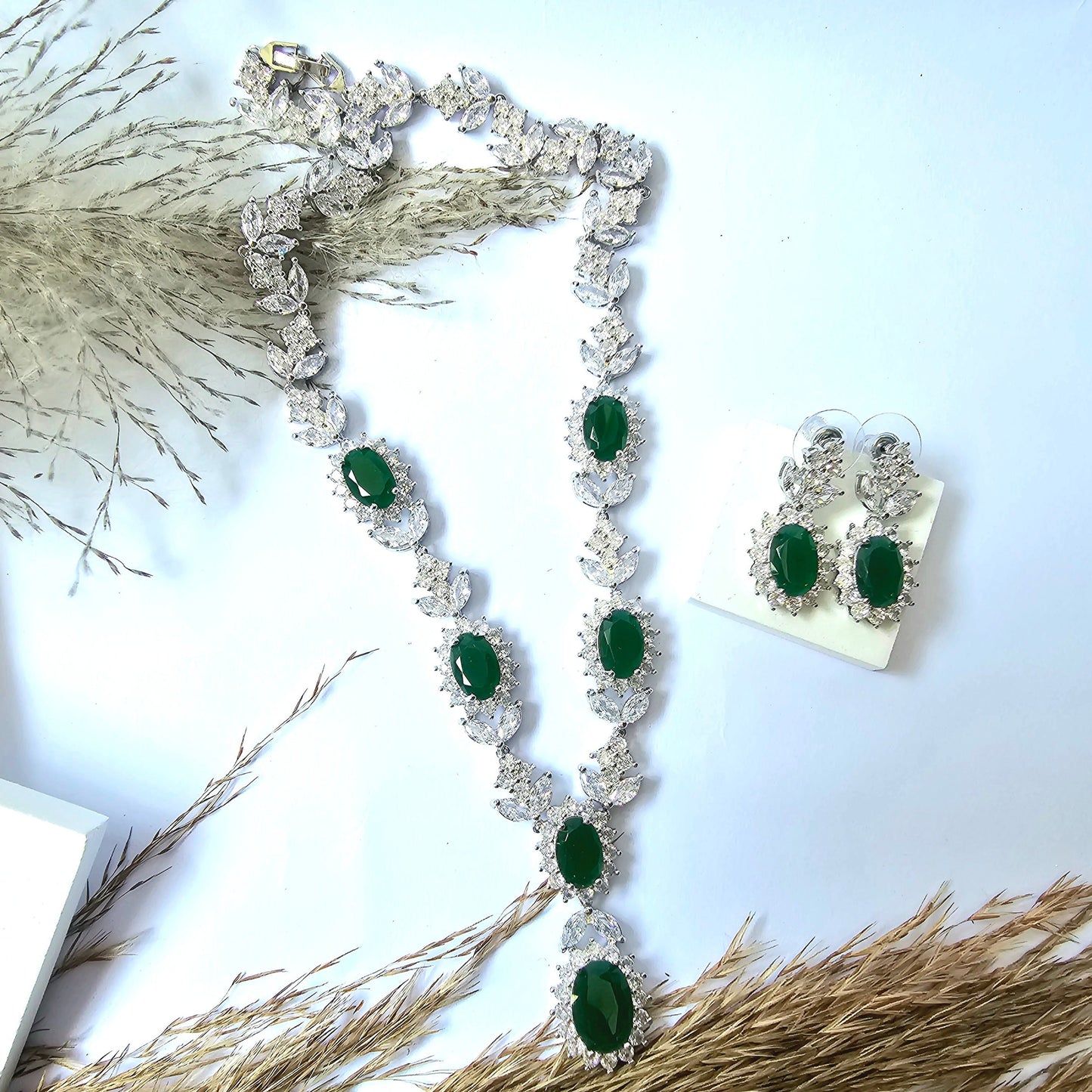 Sparkling Elegance Cluster Zircons Jewellery Set