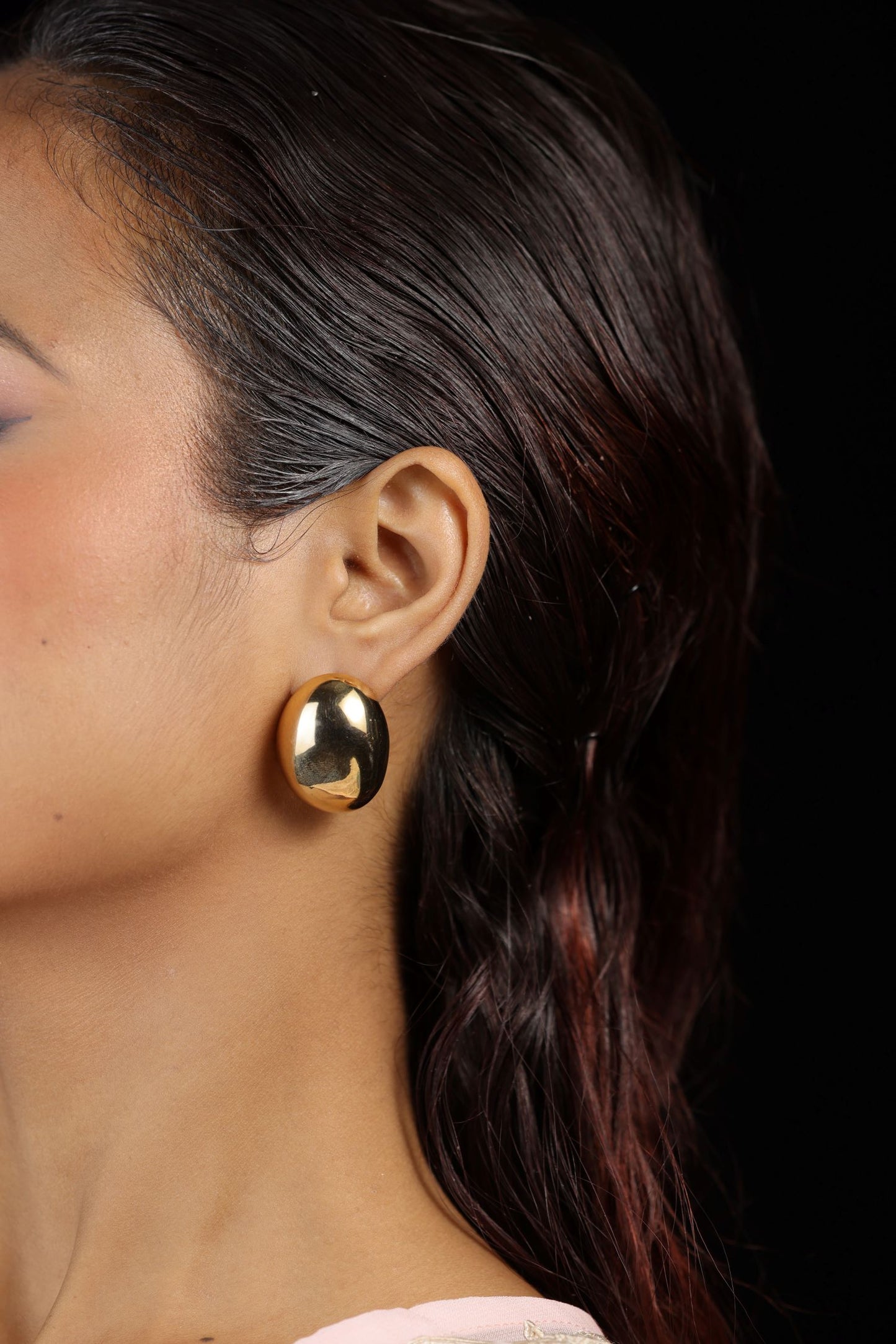 Gold Metal Oval Shape Stud Earring