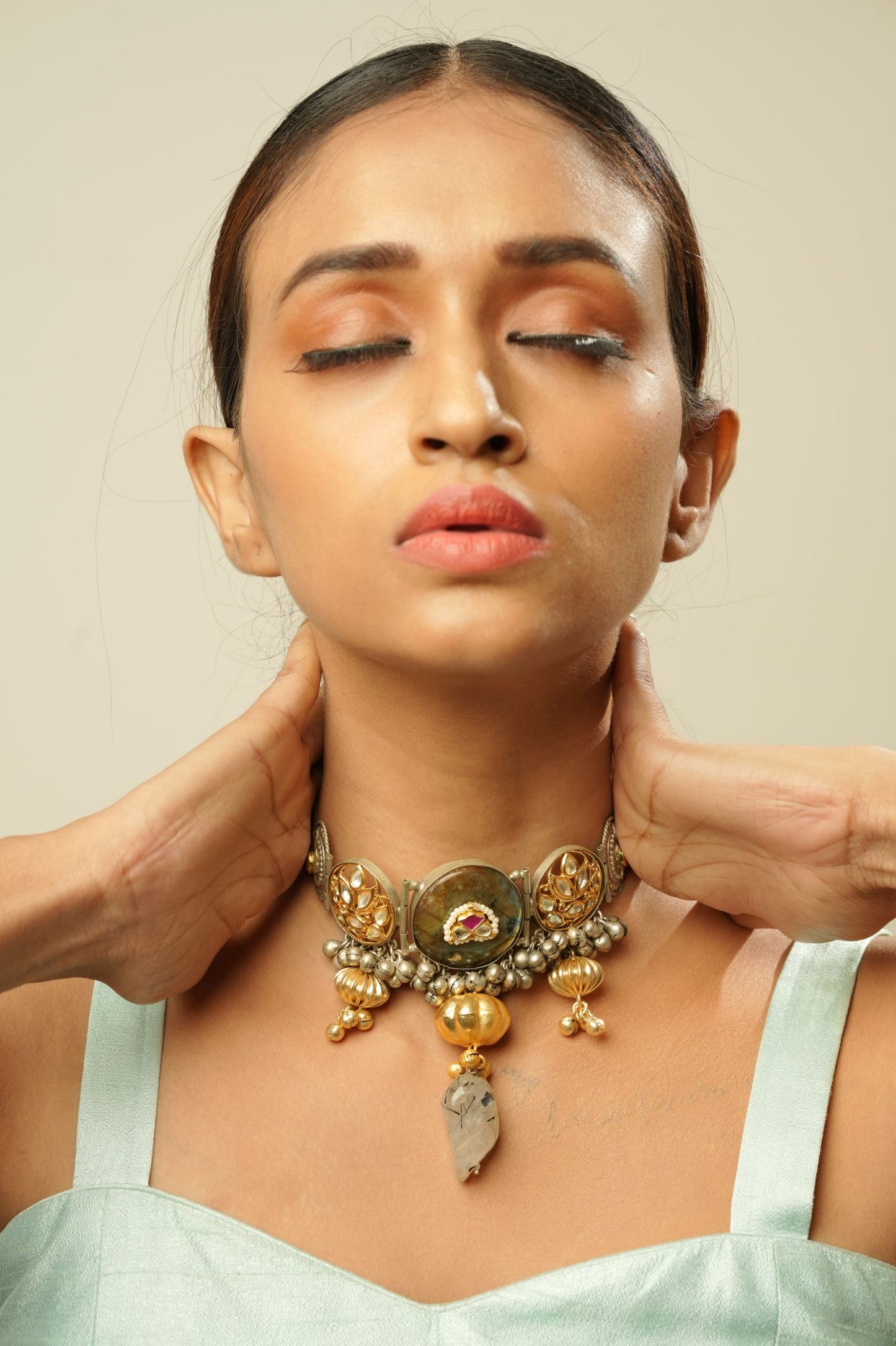 Flower Design Choker With Pink Stone