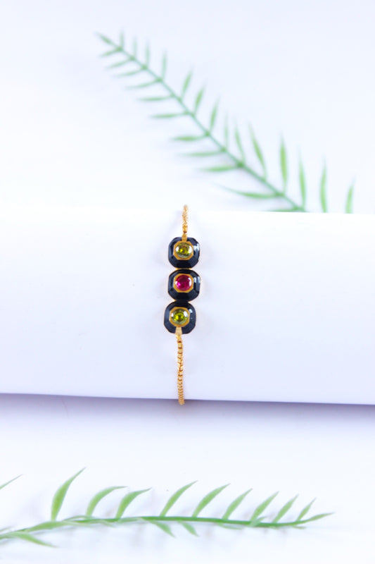 Delicate chain design bracelet with three bezel set stones