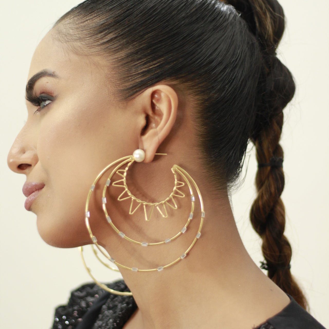 Round Big Hoop With Pearl