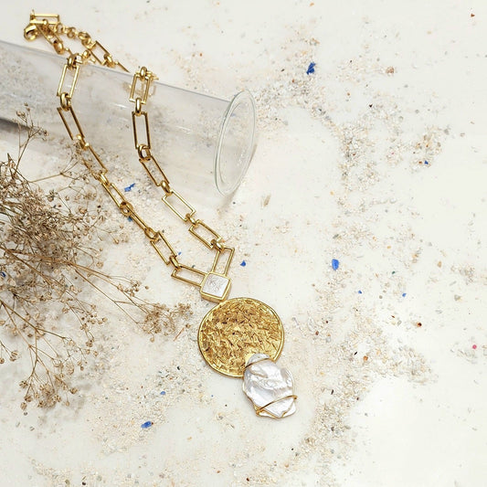 Simple Chain With Pendent