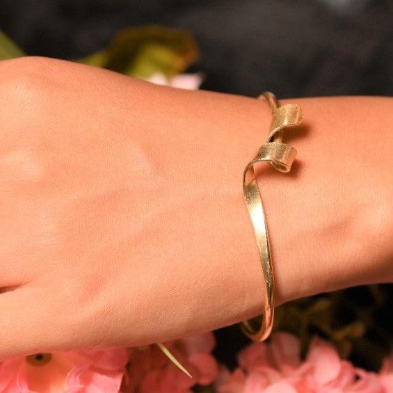 Golden Bracelet Bling Girll Golden