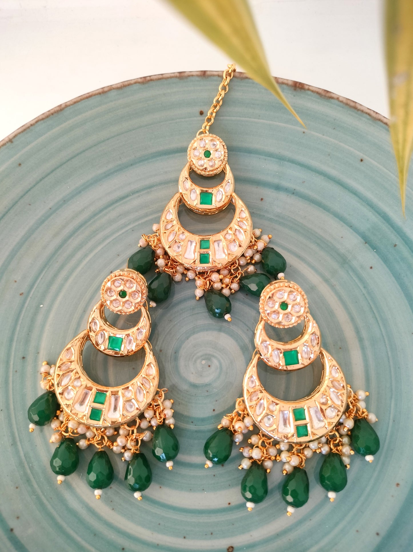Kundan Chandbali Earring With Pearls & Mangtika Set