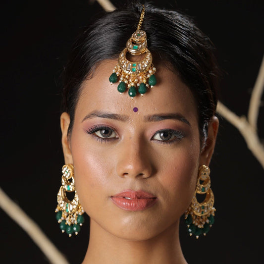 Kundan Chandbali Earring With Pearls & Mangtika Set