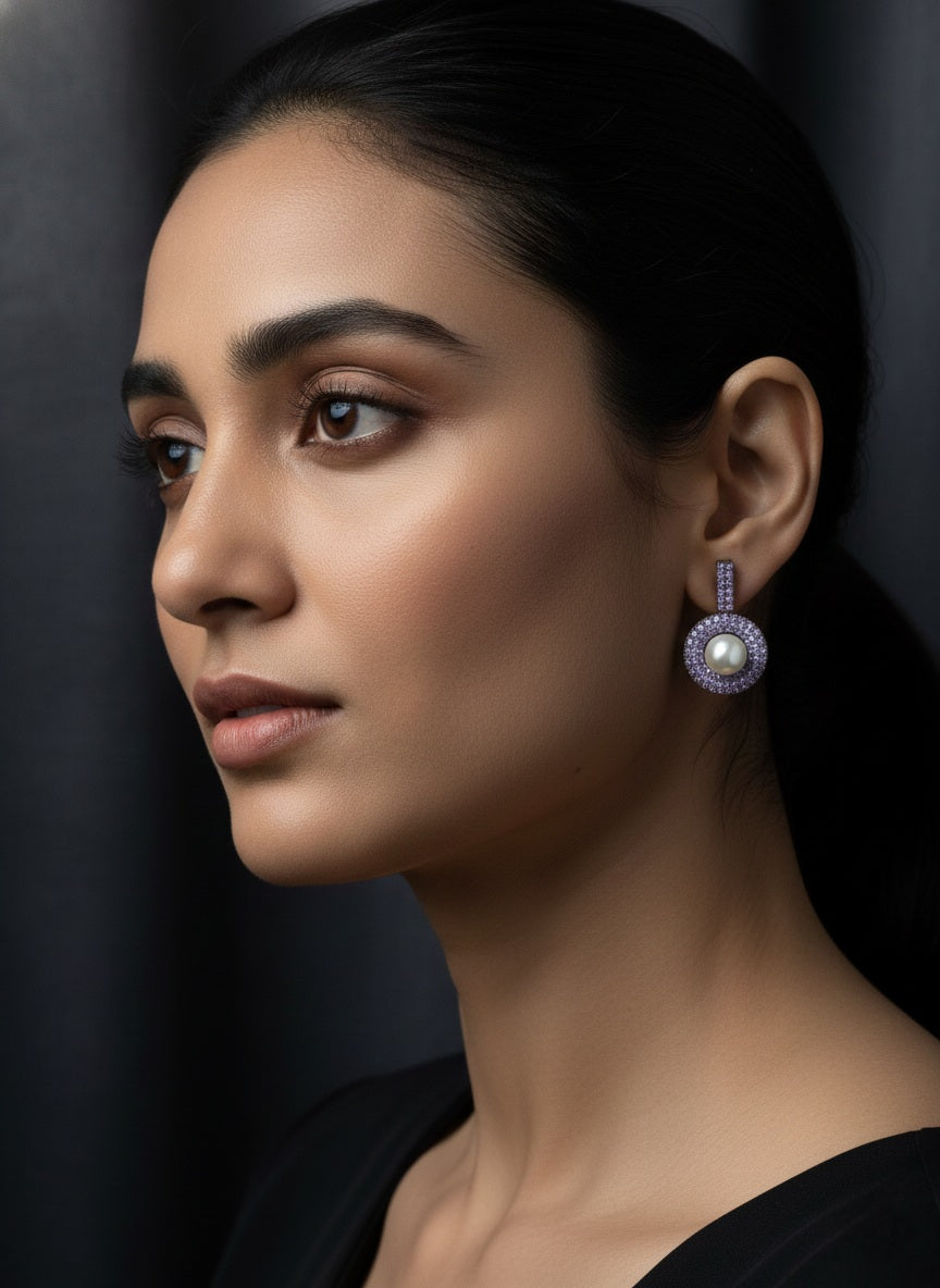 Lightweight Synthetic Stone and Pearl Earring