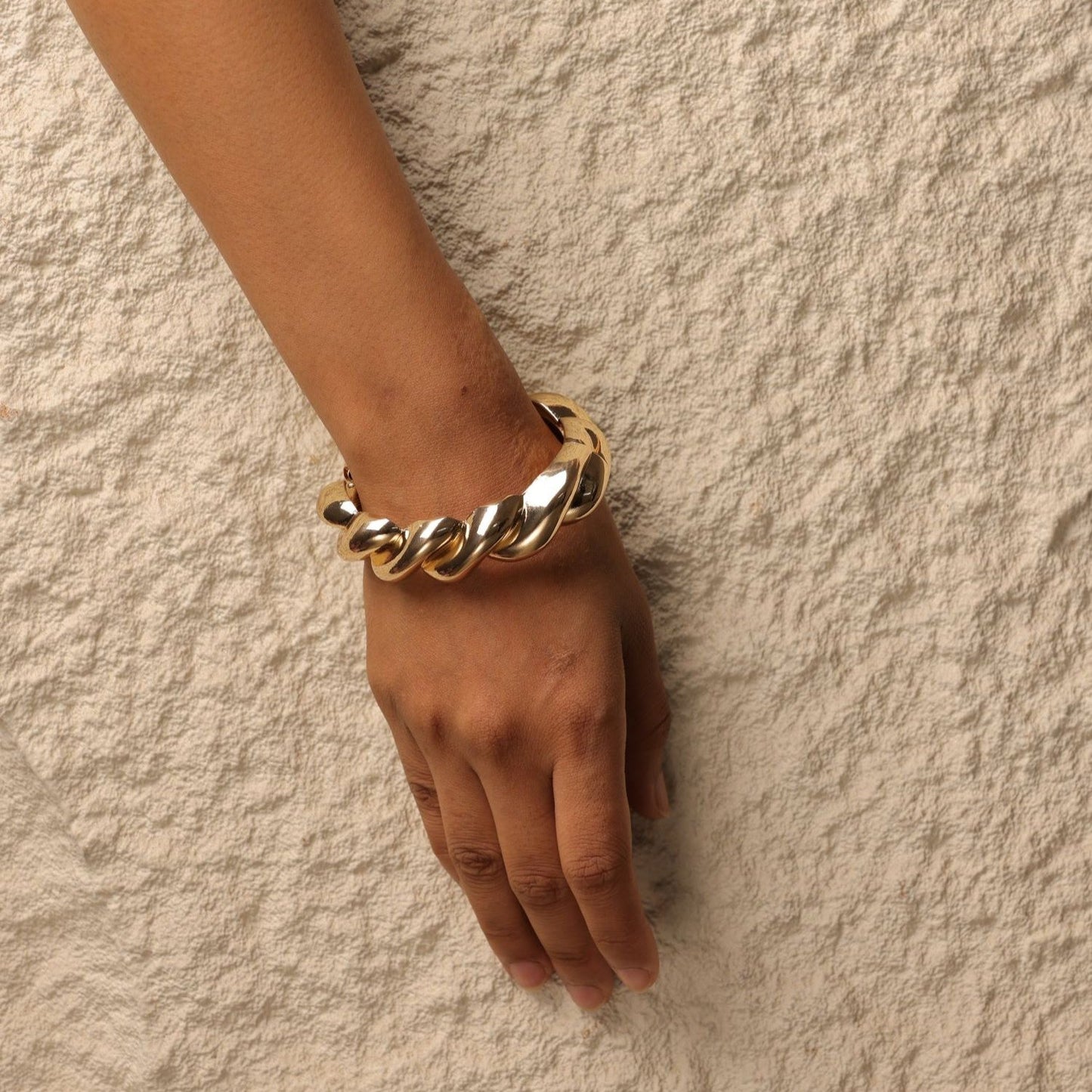 Criss Cross Curd Glossy Cuff Bracelet