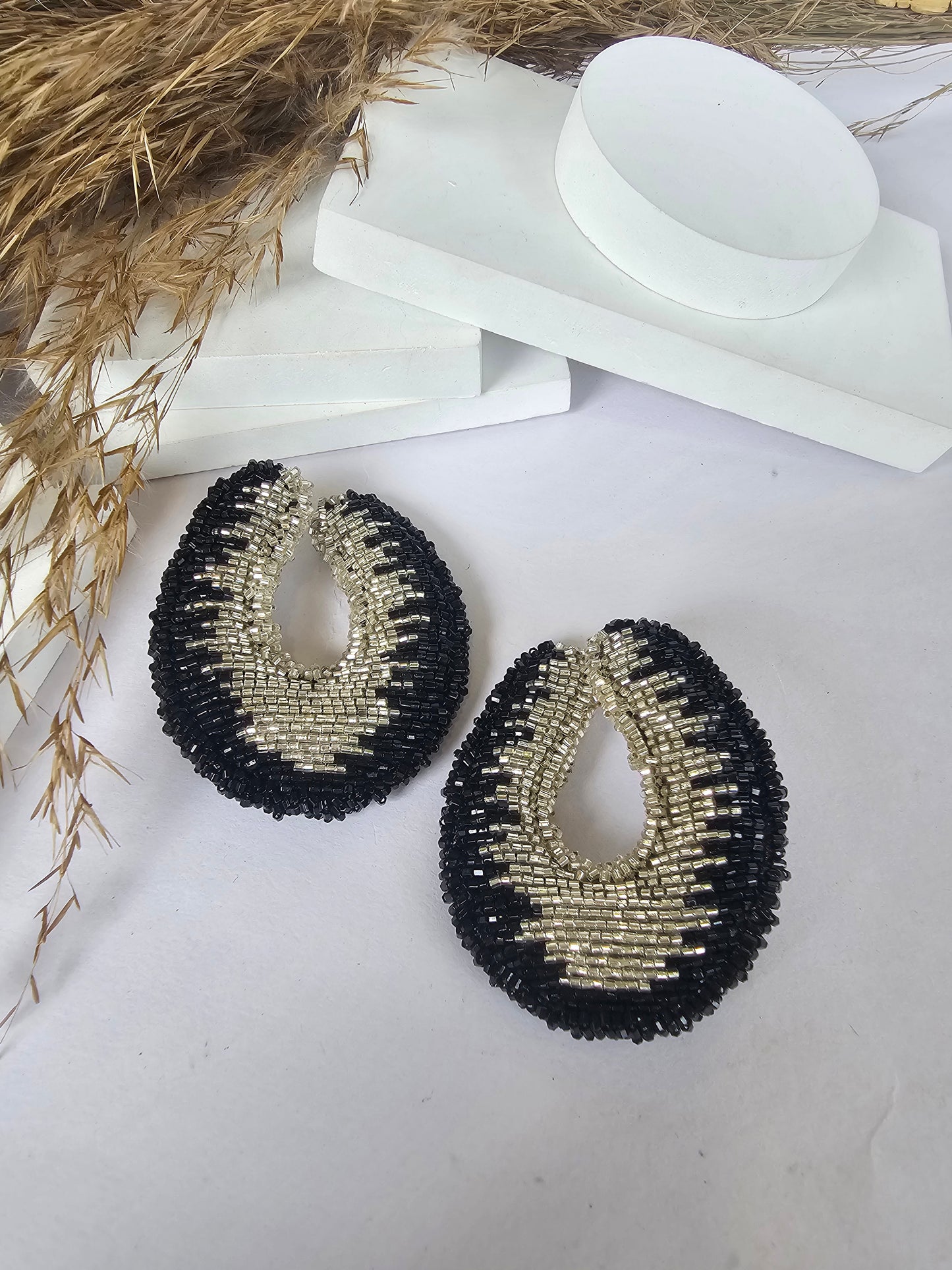 Modern Twist Earring