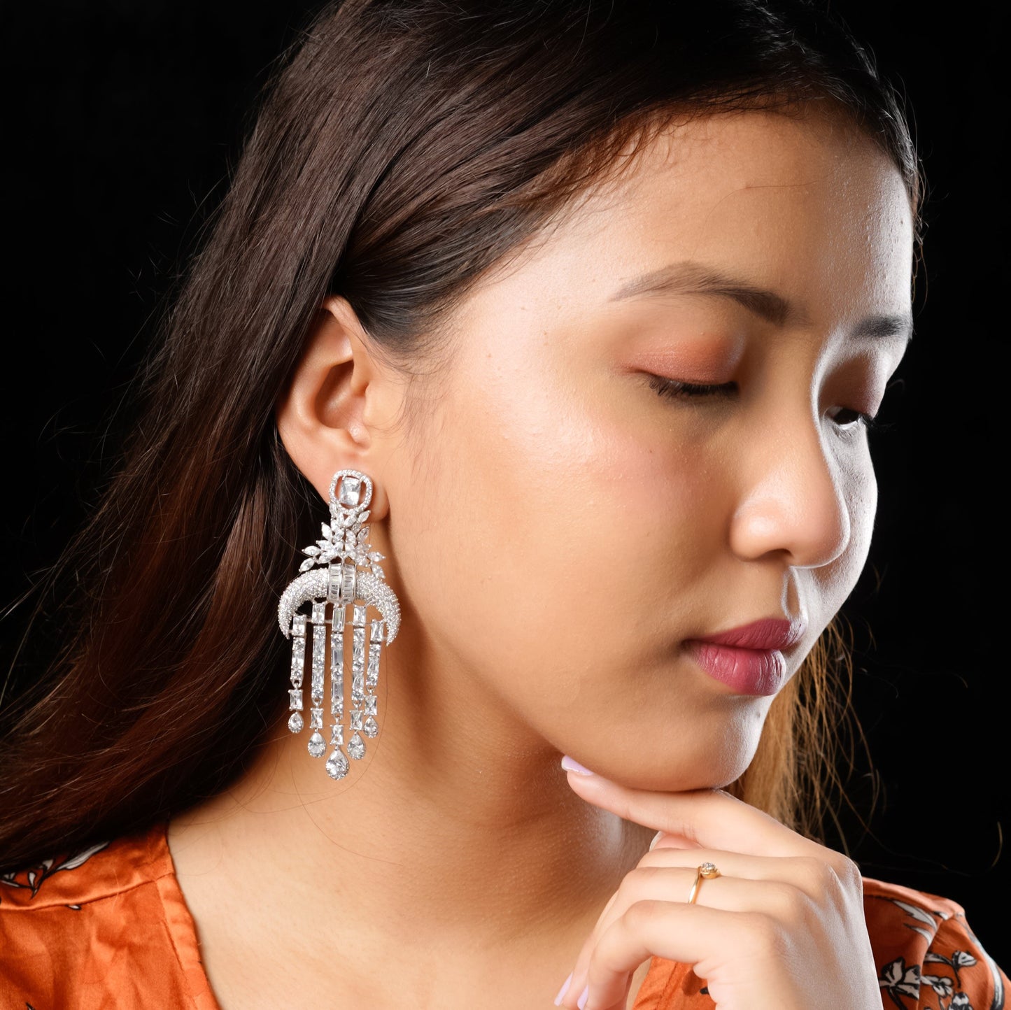 Dimoand Long Tassel Drop Earring