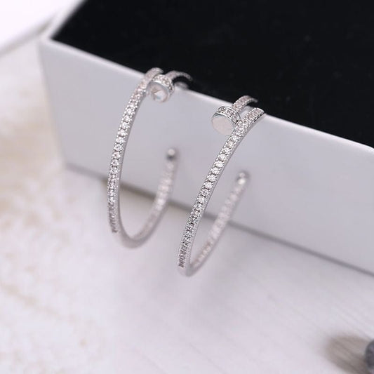 Classic Nail Silver Hoop