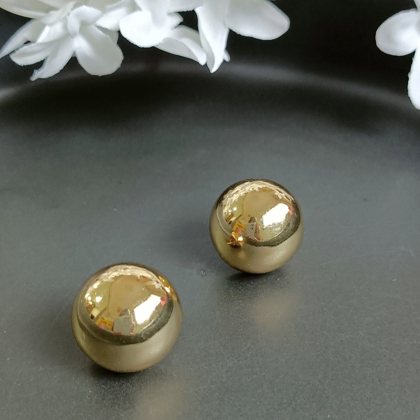 Round Ball Shape Stud Earring