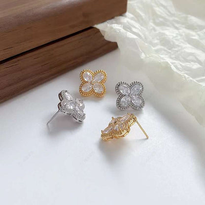 Silver Floral Patten Stud With Stone