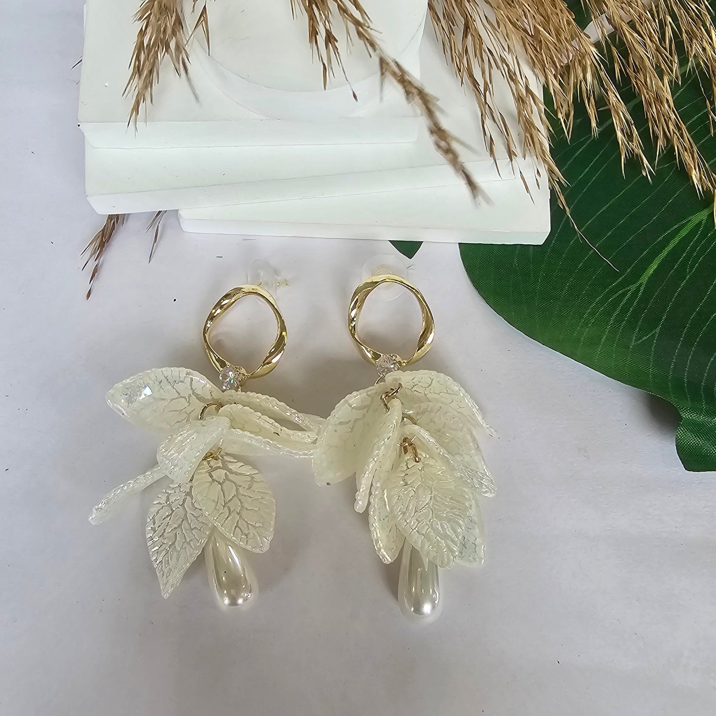 White Arcylic Leaf Tassel Earring With Pearl Drop