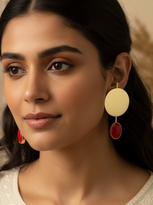 Gold Finish Earring With Stone
