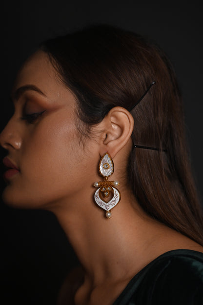 Contemporary gold-Plated Stone-Studded Danglers
