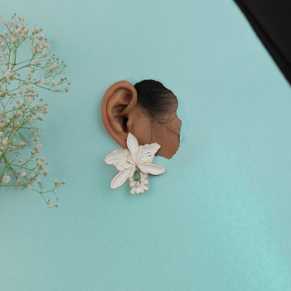 White Flower Stud Earring