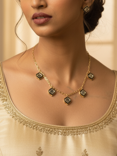 River Golden Chain Neckpieces