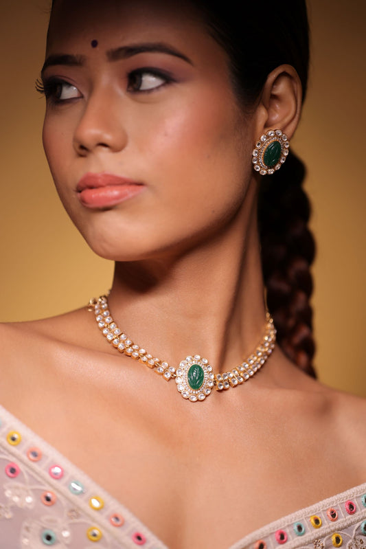 Emerald Stone Choker