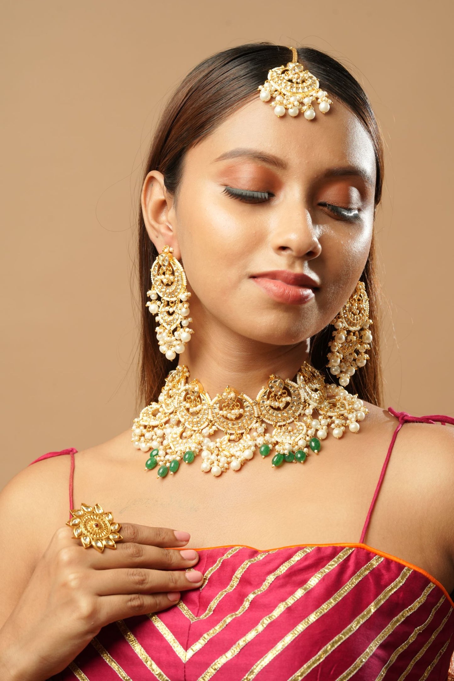 Pearl Kundan Choker Neckpiece Set