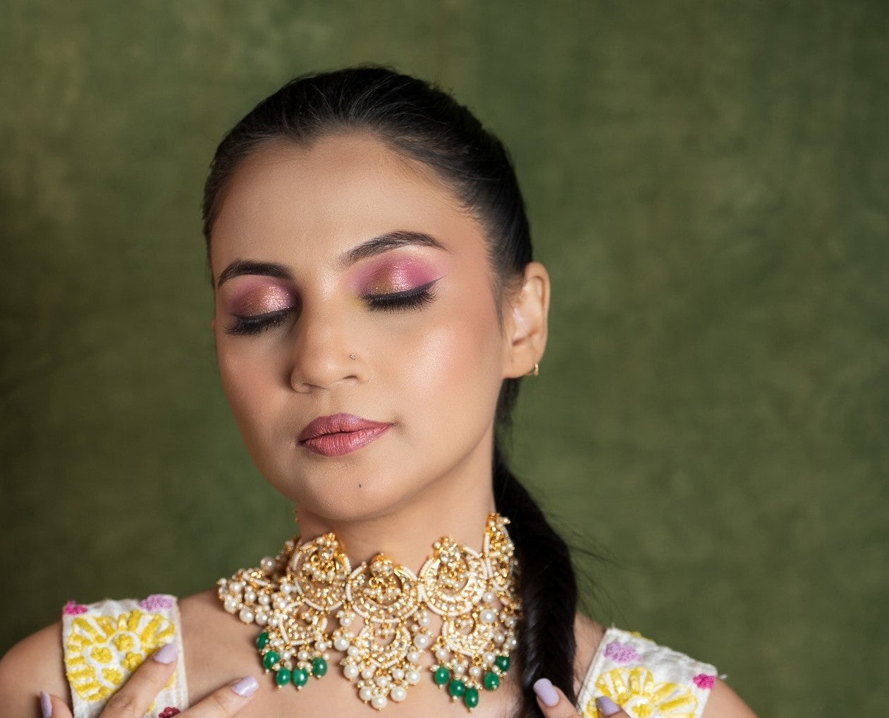 Pearl Kundan Choker Neckpiece Set