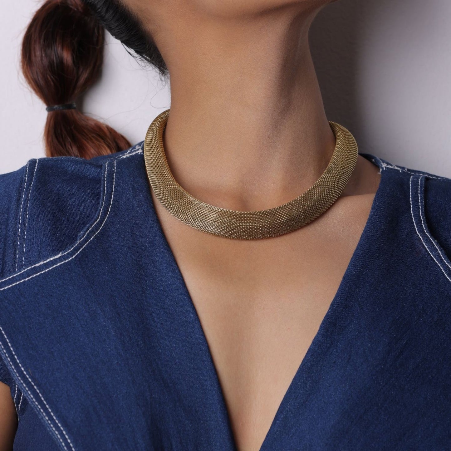 Snake Mesh Matte Golden Choker