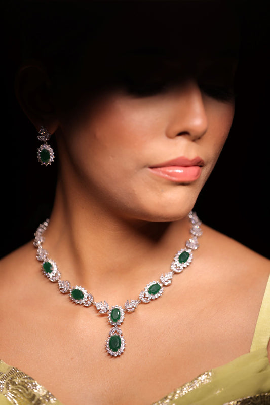 Sparkling Elegance Cluster Zircons Jewellery Set