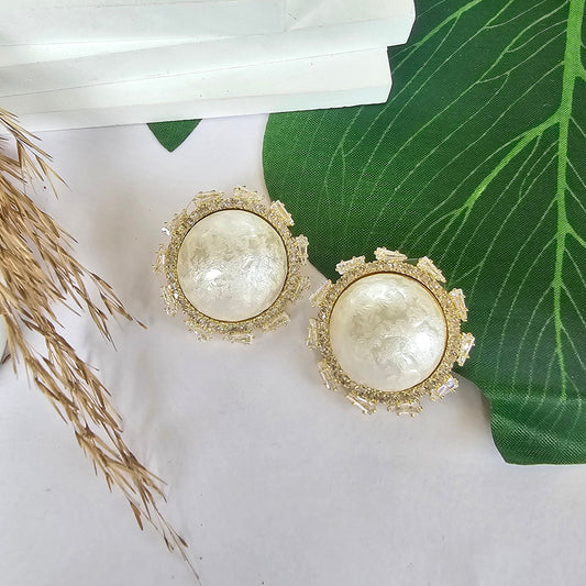 Round Pearl Stud Earring