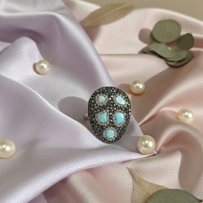 Leaf Design Ring With Stone