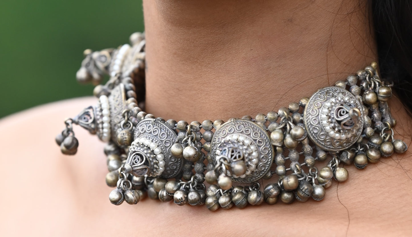 Silver Choker With Ghungroo