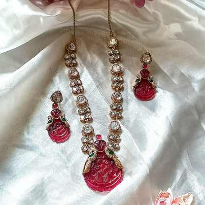 White stone polki work  green pendant Neckpiece