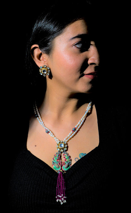 Traditional Peacock Design Neckpiece With Moti