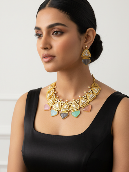 Pan Shaped Multicolor Choker