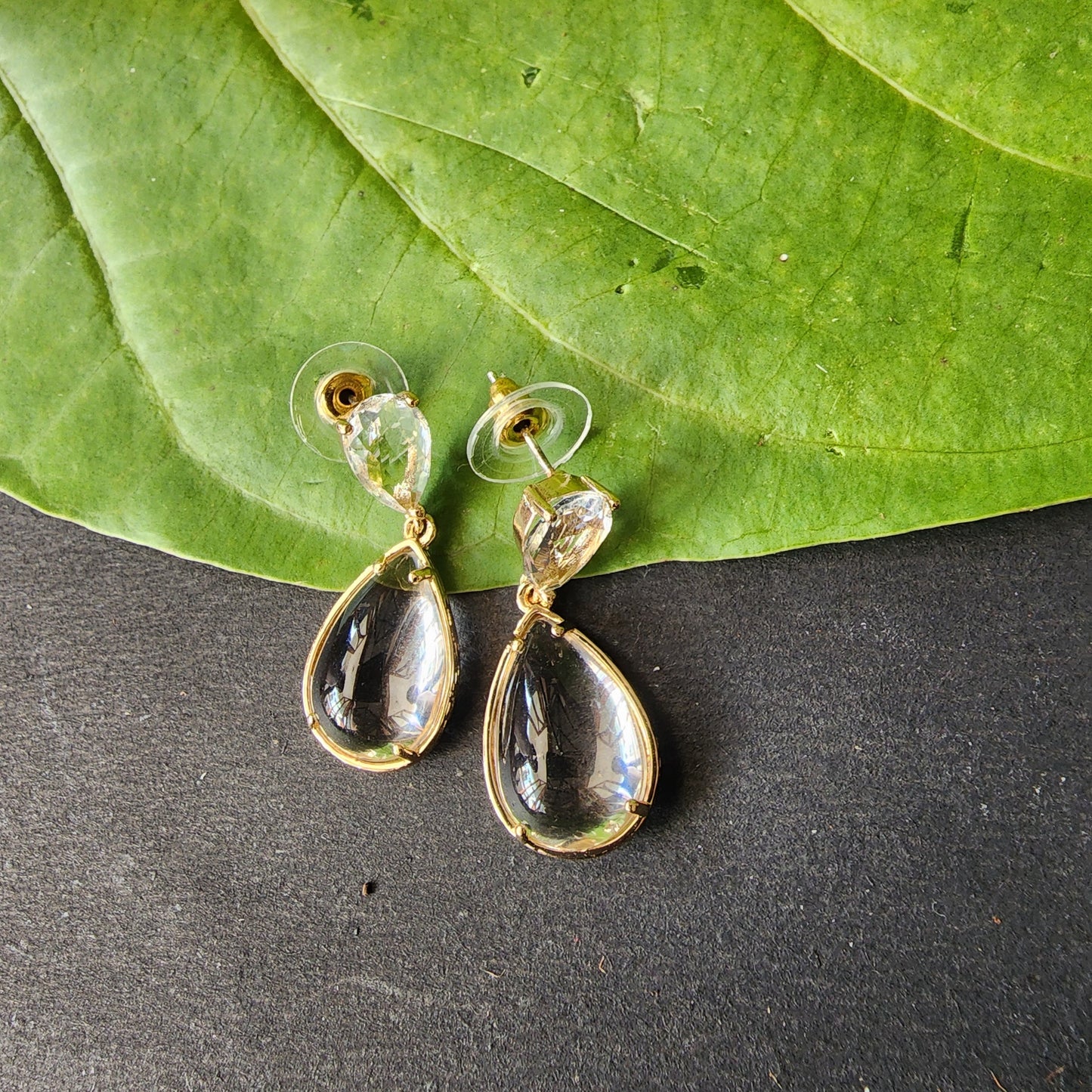 Minimalist Teardrop Earring With Stone