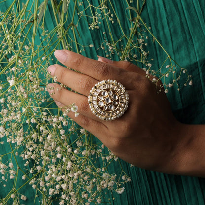 Kundan Cocktali Adjustable Ring