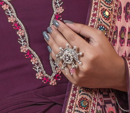 Silver Flower Design Ring With Stone