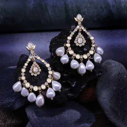 Crystal Pearl Earring