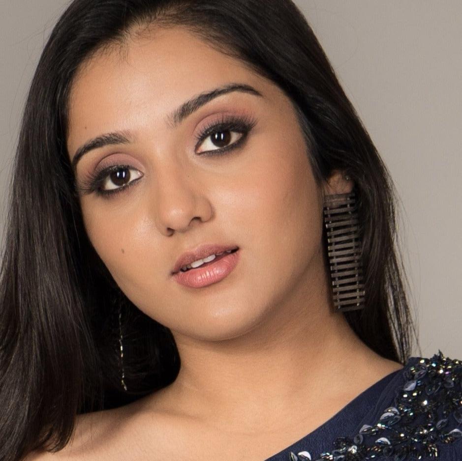 Long Light Weight Danglers