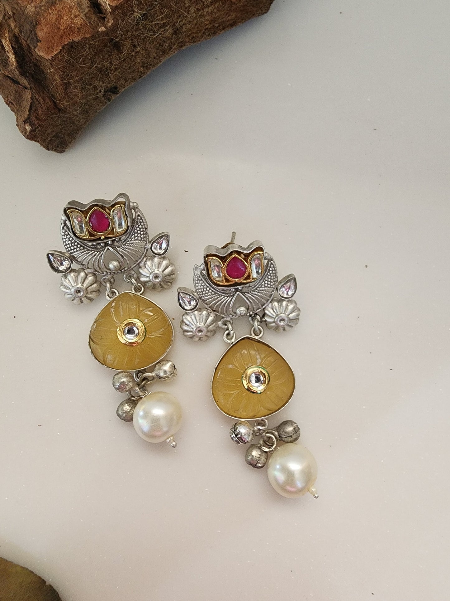 Dangle Earring With Stone