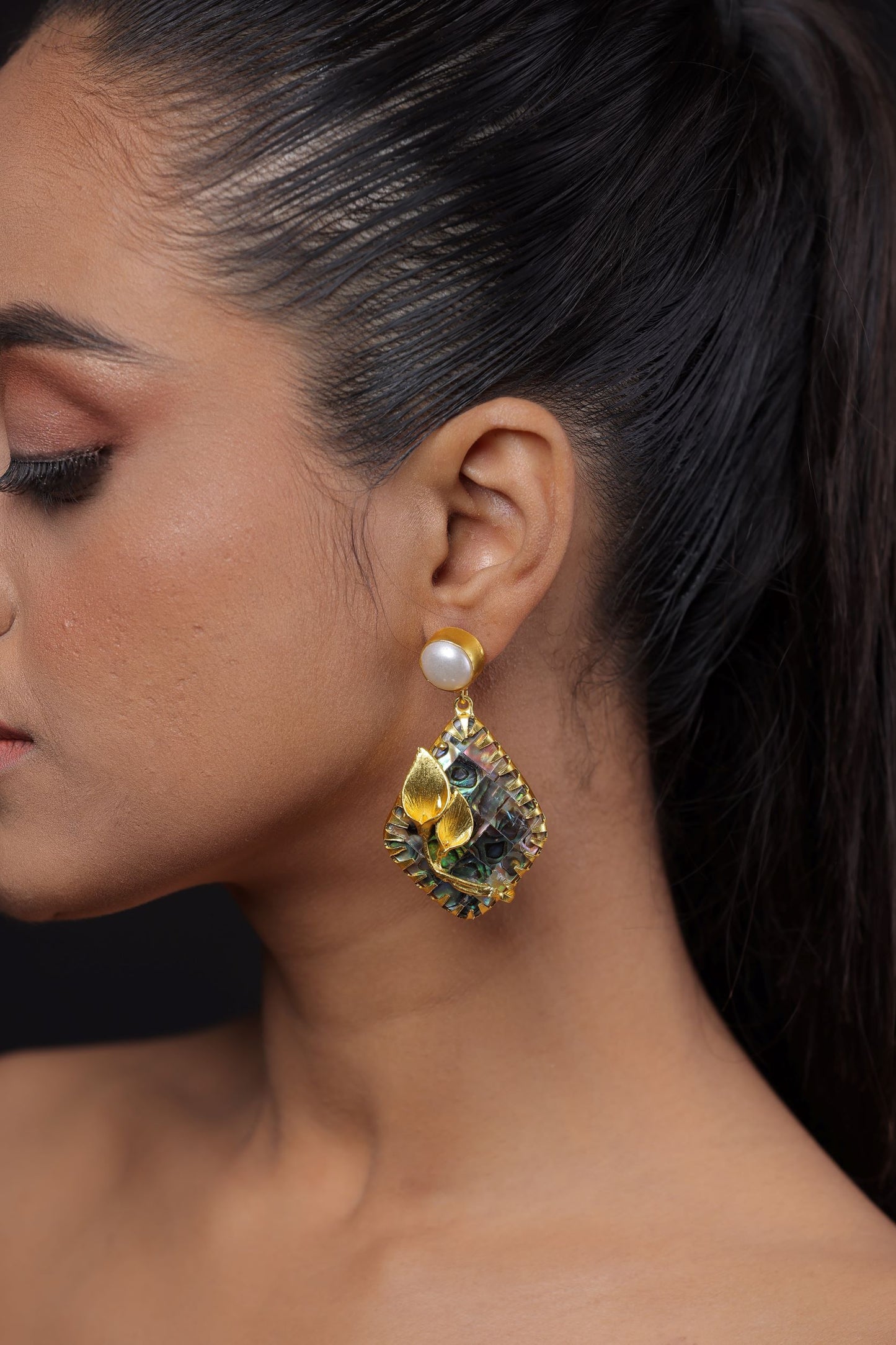 Druzzy Stone Dangle & Drop Earring