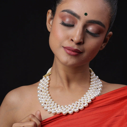 Pearl Neckpiece